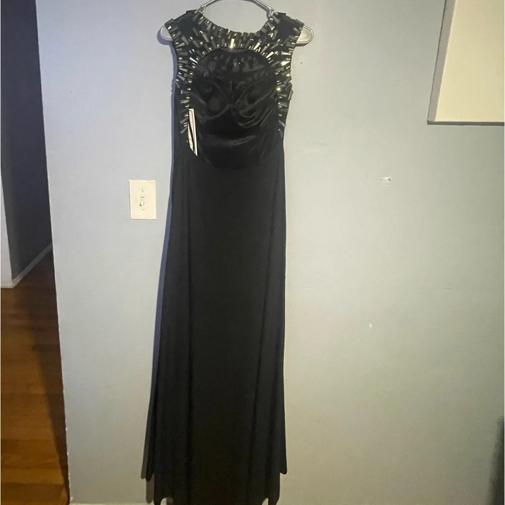 Dave and Johnny evening gown. Size 7/8 
Never worn - Picture 3 of 5